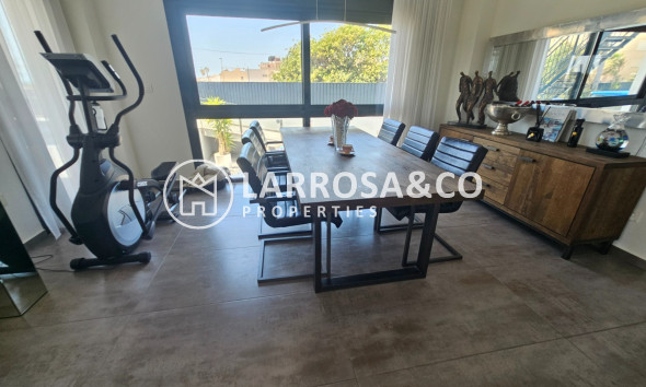 Resale - Semi-detached house - Torrevieja - Los Frutales