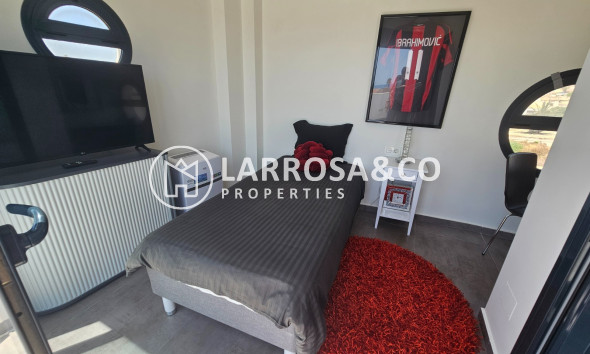Resale - Semi-detached house - Torrevieja - Los Frutales