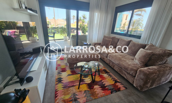 Resale - Semi-detached house - Torrevieja - Los Frutales