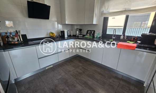 Resale - Semi-detached house - Torrevieja - Los Frutales
