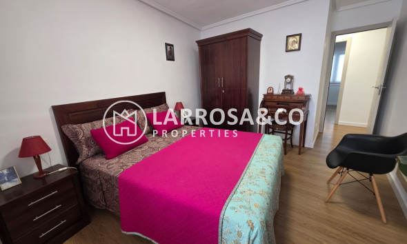 Resale - Apartment - Guardamar del Segura - MERCADONA