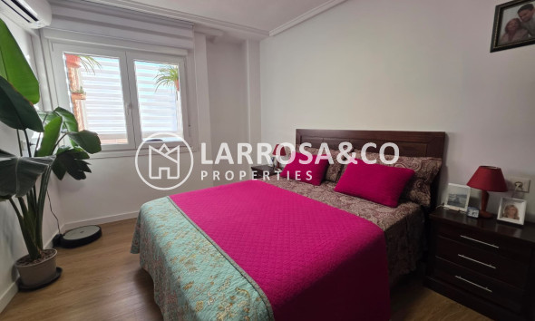 Resale - Apartment - Guardamar del Segura - MERCADONA