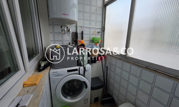 Resale - Apartment - Guardamar del Segura - MERCADONA