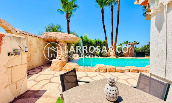 Resale - Detached House/Villa - Daya Vieja - Costa Blanca