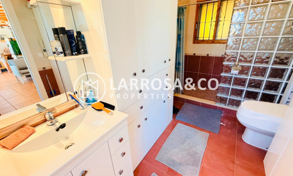Resale - Detached House/Villa - Daya Vieja - Costa Blanca