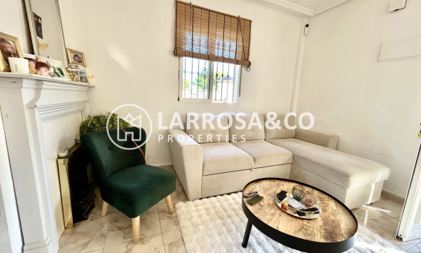 Resale - Detached House/Villa - Villamartin - Costa Blanca