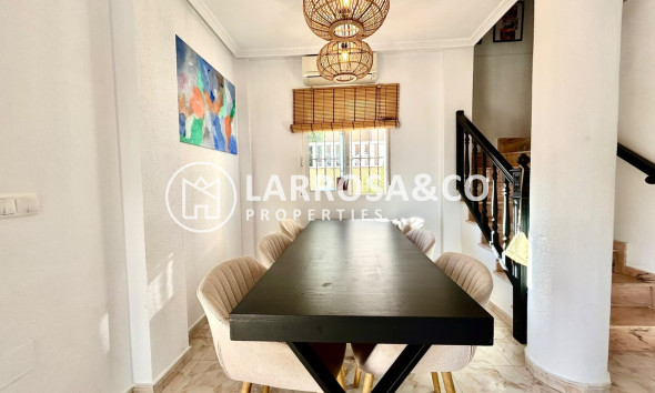 Resale - Detached House/Villa - Villamartin - Costa Blanca
