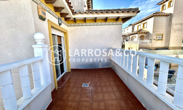 Resale - Detached House/Villa - Villamartin - Costa Blanca