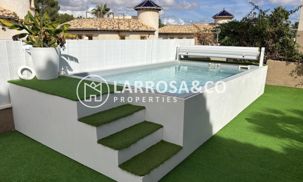 Resale - Detached House/Villa - Villamartin - Costa Blanca