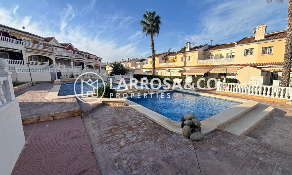 Herverkoop - Semi-detached house - Urbanización Monteazul
