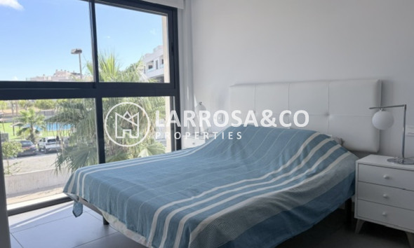 Reventa - Apartamento - Villamartin - Costa Blanca