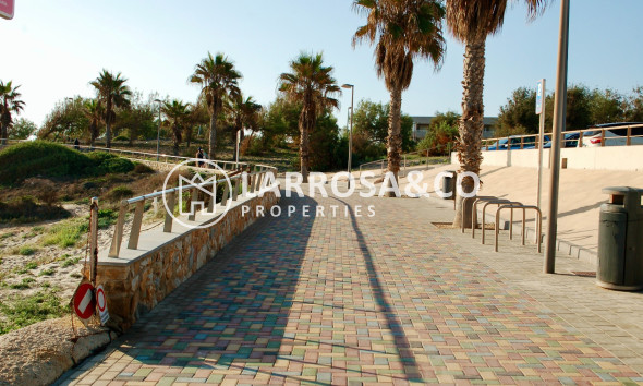 Вторичный рынок - Бунгало - Пилар де Орадада - Costa Blanca