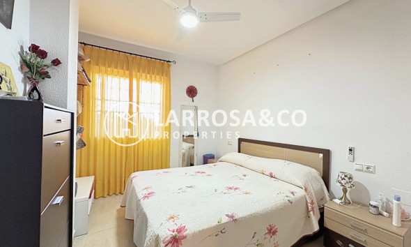 Resale - Bungalow - Torrevieja - torrevieja
