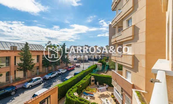 Resale - Apartment / Duplex - Torrevieja - Cala del palangre