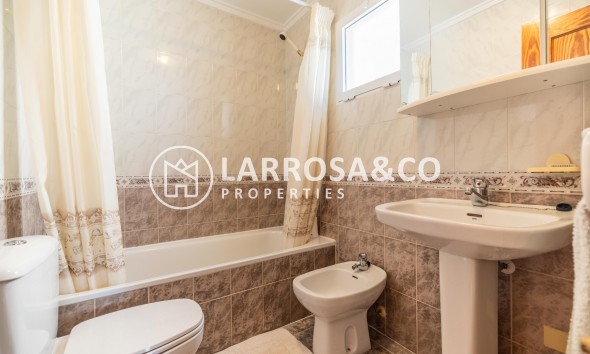 Resale - Apartment / Duplex - Torrevieja - Cala del palangre