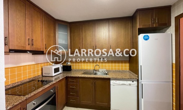 Resale - Apartment - Torrevieja - Aguas Nuevas