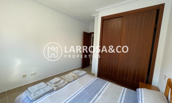 Resale - Apartment - Torrevieja - Aguas Nuevas
